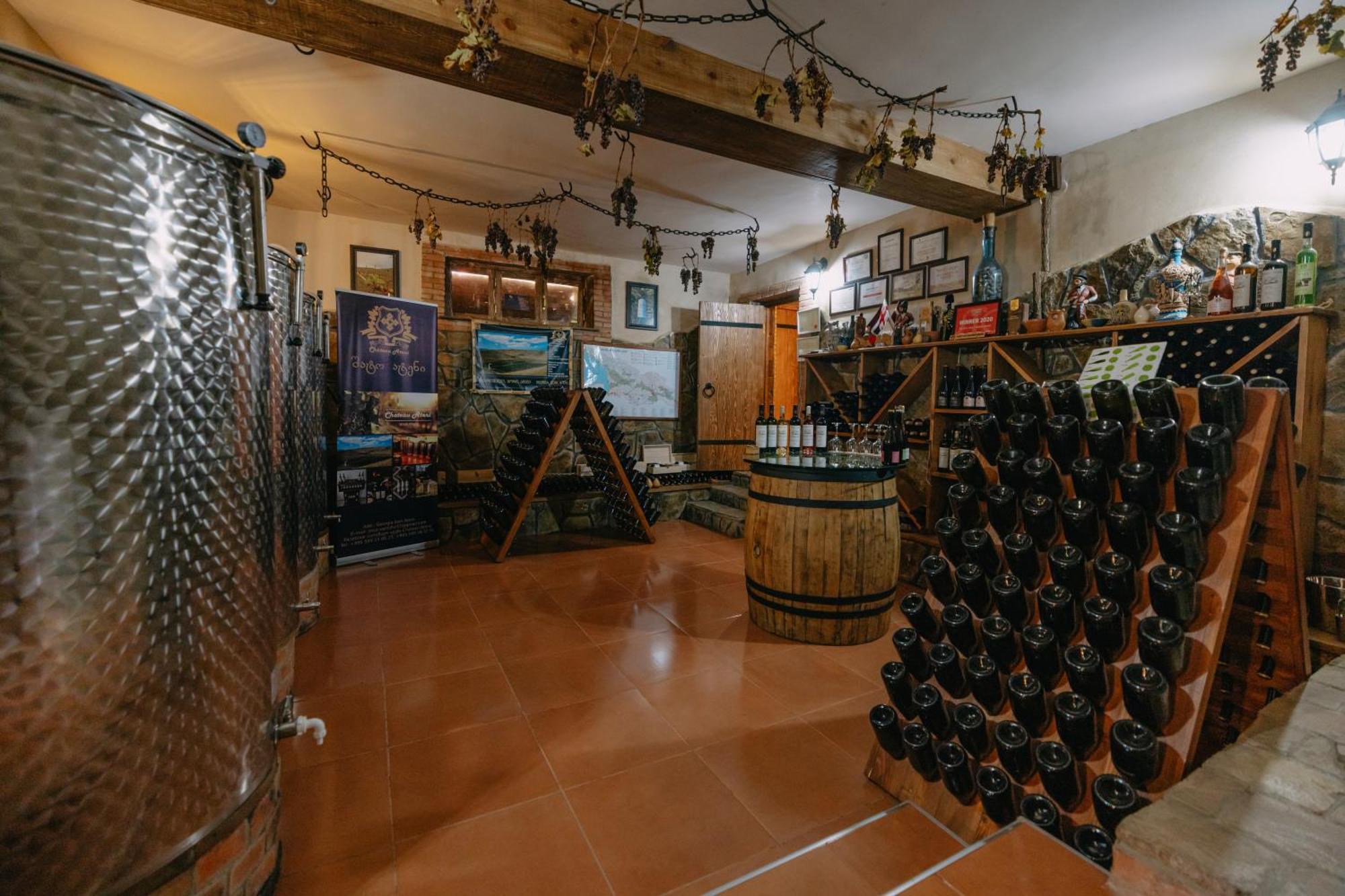 Chateau Ateni Cottages กอริ ภายนอก รูปภาพ